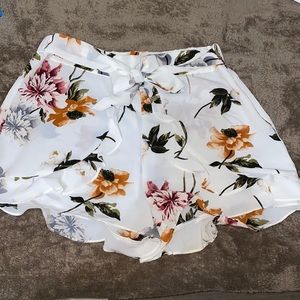 Flower shorts